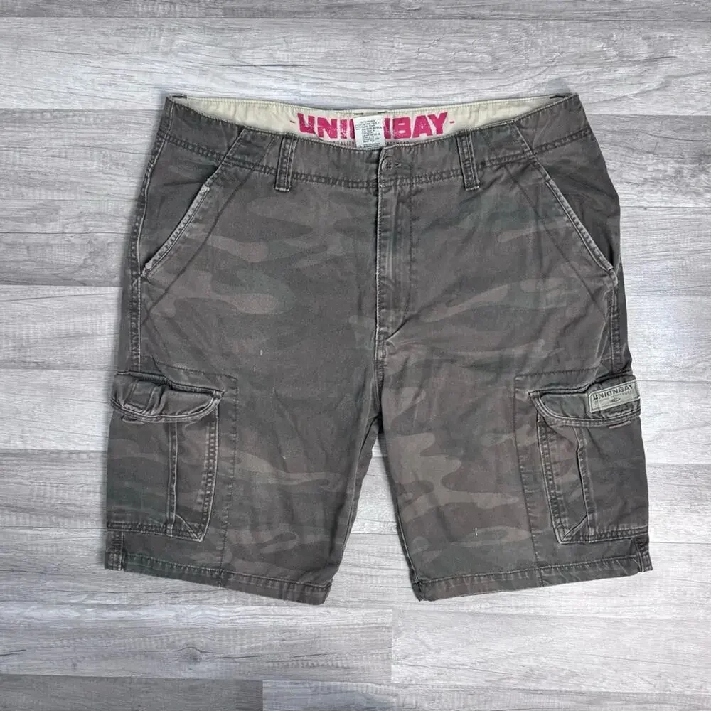 Unionbay Camo Cargo Shorts Men’s Size 38 Utility Streetwear